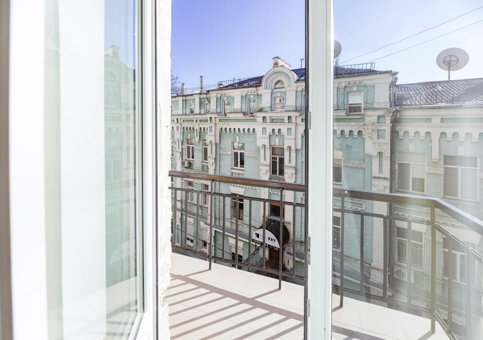 Apart Hotel Maidan Киев Экстерьер фото